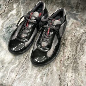 Pradas size 9 men